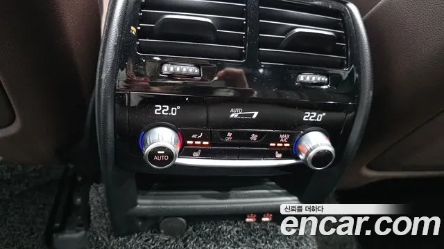 BMW 5 серии 2023 thumb 9
