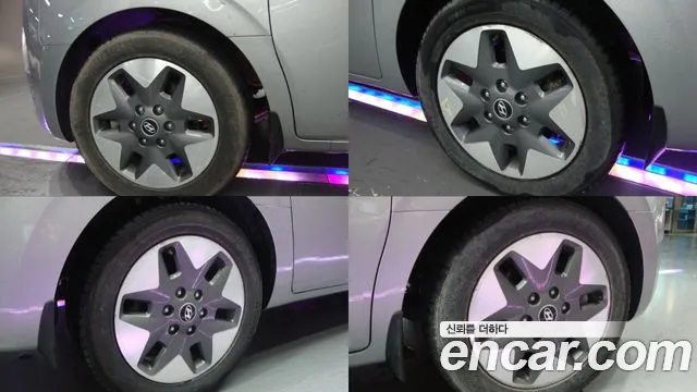 Hyundai Staria 2021 thumb 10