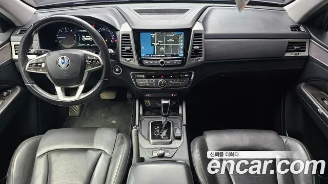 KGM Rexton 2018 thumb 12