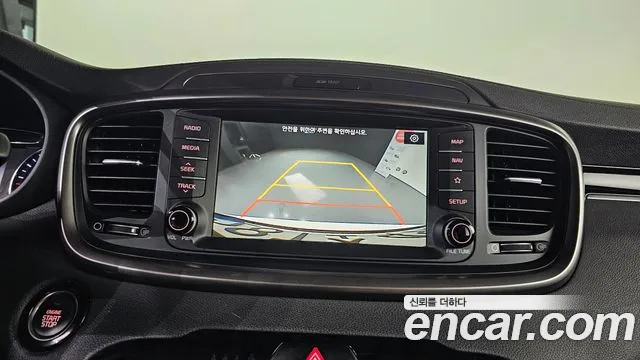 Kia Sorento 2018 thumb 6