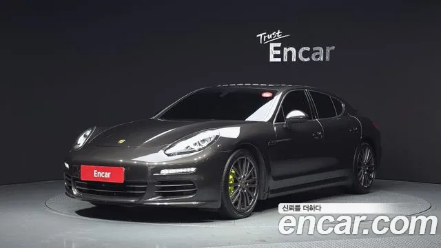 Porsche Panamera 2014 thumb 5