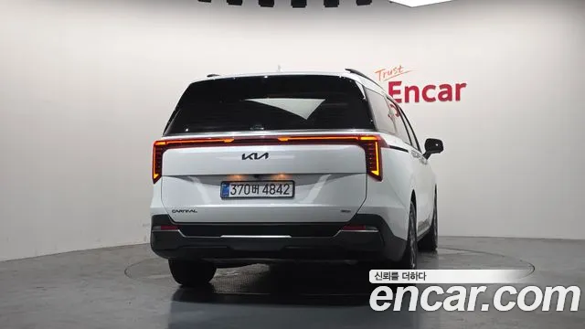Kia Carnival 2025 thumb 10