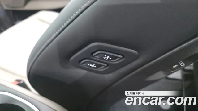 Kia Carnival 2025 thumb 11