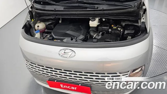 Hyundai Staria 2021 thumb 2