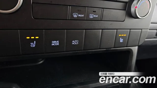 Hyundai Staria 2021 thumb 9