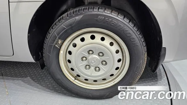 Hyundai Staria 2021 thumb 11