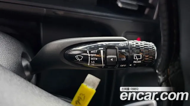 Hyundai Staria 2021 thumb 12