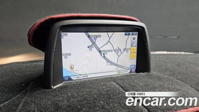 Hyundai Staria 2013 thumb 6