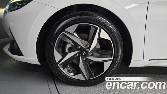 Hyundai Elantra 2020 thumb 9
