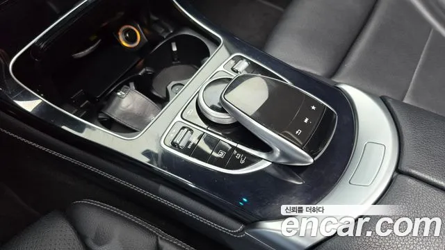 Mercedes-Benz GLC 2019 thumb 12
