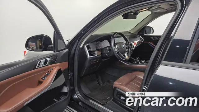 BMW X5 2021 thumb 10