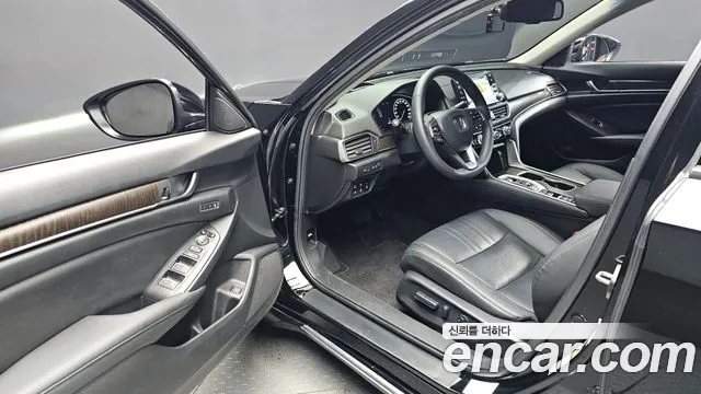 Honda Accord 2019 thumb 2