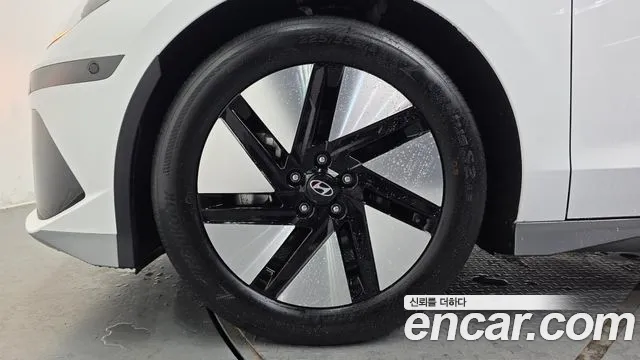 Hyundai Ioniq6 2023 thumb 7