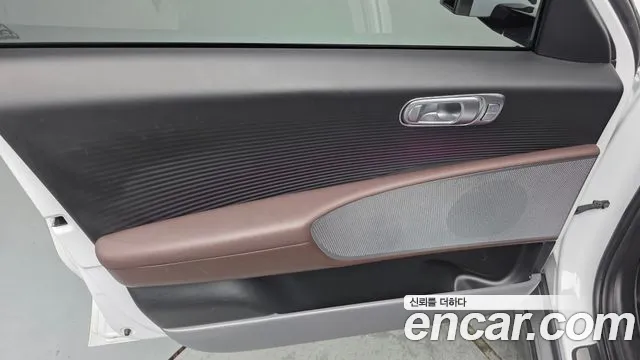 Hyundai Ioniq6 2023 thumb 12