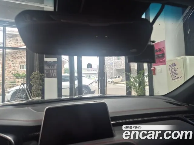 Genesis G70 2019 thumb 9