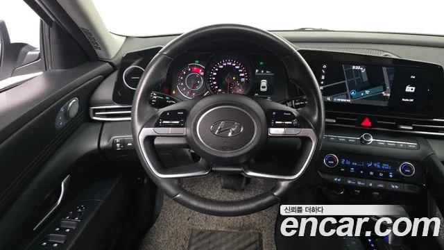 Hyundai Elantra 2023 thumb 12