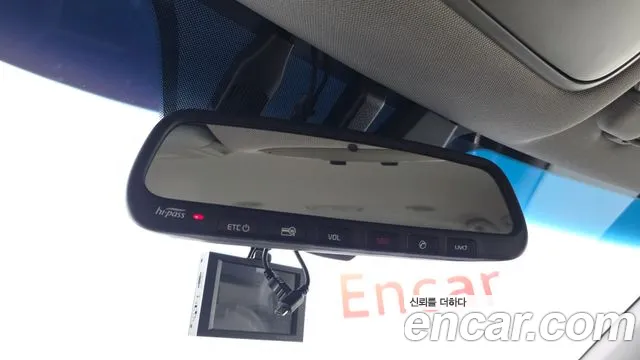 Kia Carnival 2017 thumb 6