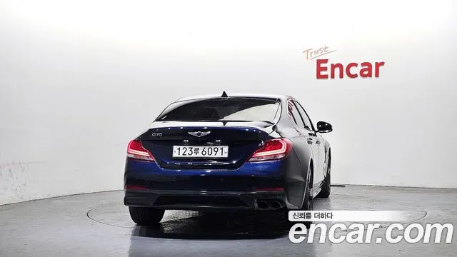 Genesis G70 2019 thumb 11