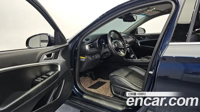 Genesis G70 2019 thumb 12