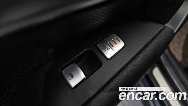 Genesis G70 2019 thumb 7