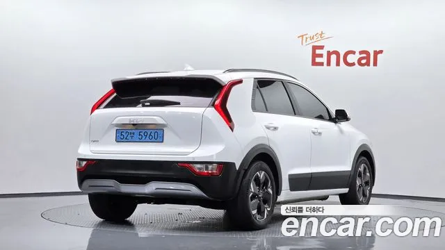 Kia Niro 2022 thumb 5