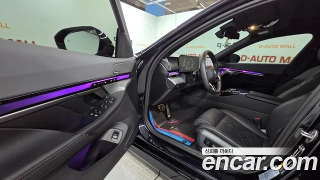 BMW 5 серии 2025 thumb 10