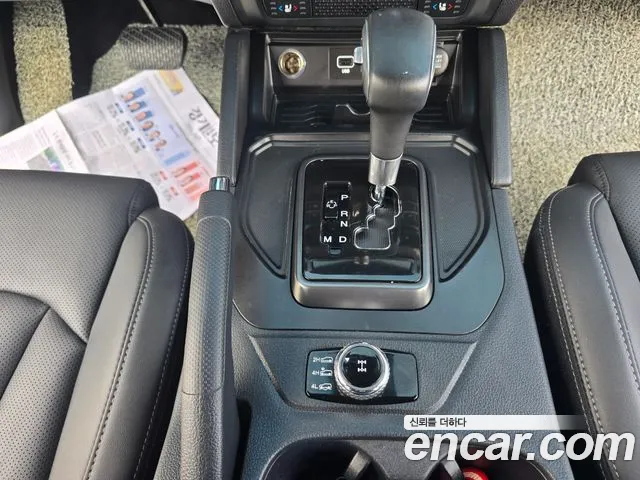 KGM Rexton 2021 thumb 2