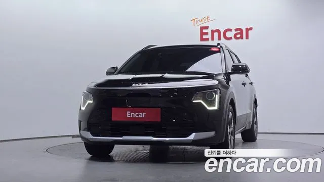 Kia Niro 2023 thumb 3