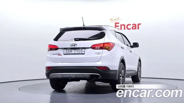 Hyundai DM 2013 thumb 10