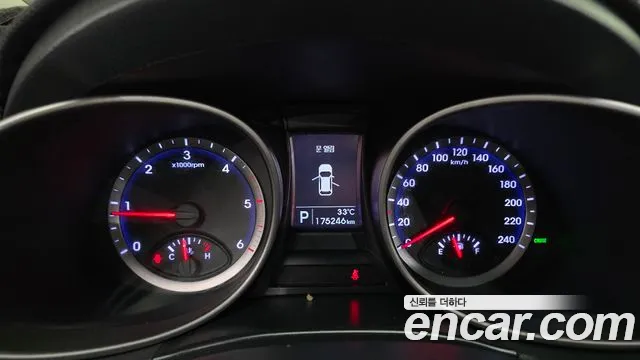 Hyundai DM 2013 thumb 8
