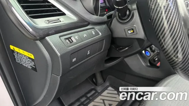 Hyundai DM 2013 thumb 12