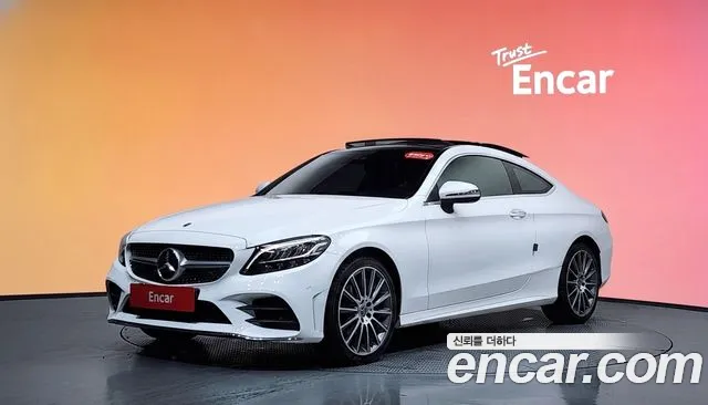 Mercedes-Benz C-Class 2019 thumb 9