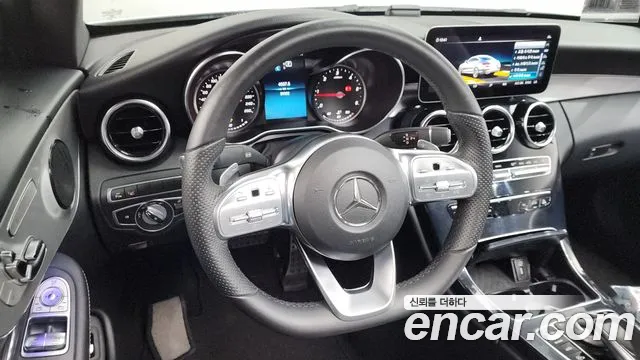 Mercedes-Benz C-Class 2019 thumb 11