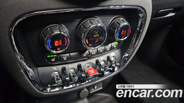 Mini Cooper Clubman 2020 thumb 7