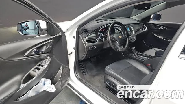 Chevrolet Malibu 2018 thumb 5