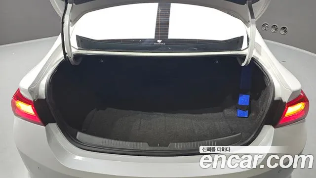Chevrolet Malibu 2018 thumb 6