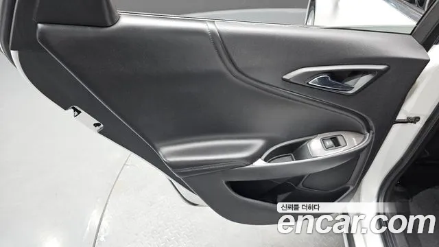Chevrolet Malibu 2018 thumb 12