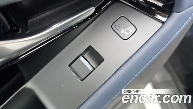 Land Rover Range Rover Evoque 2020 thumb 3