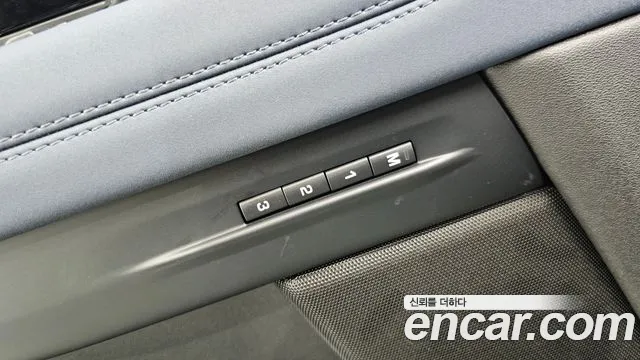 Land Rover Range Rover Evoque 2020 thumb 10
