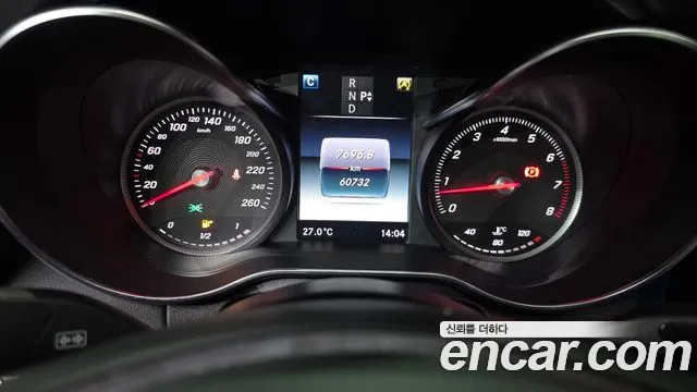 Mercedes-Benz C-Class 2017 thumb 3