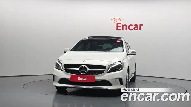 Mercedes-Benz A-Class 2016 thumb 2
