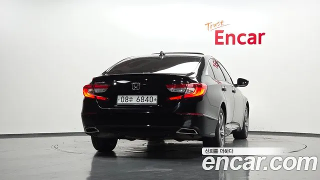 Honda Accord 2018 thumb 12