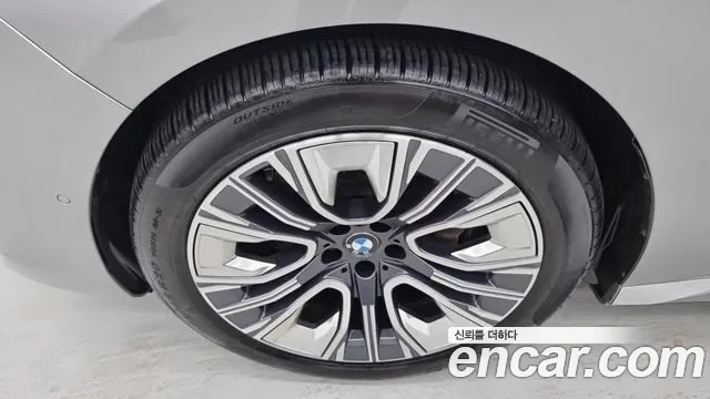 BMW 7 серии 2023 thumb 2