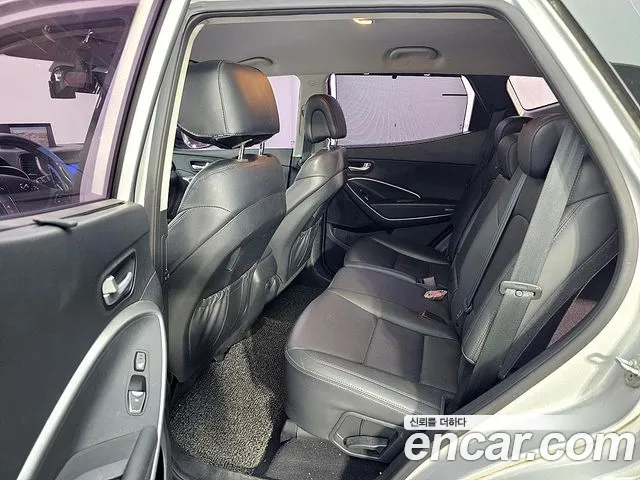 Hyundai DM 2014 thumb 11