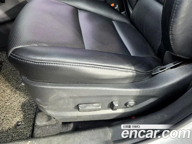 Hyundai DM 2014 thumb 10