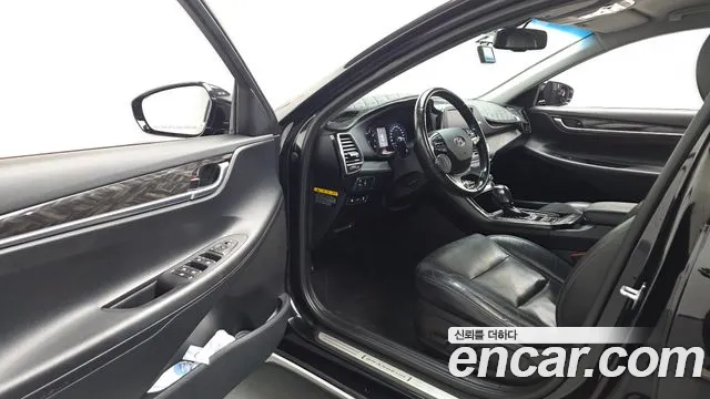 Hyundai Grandeur 2017 thumb 12