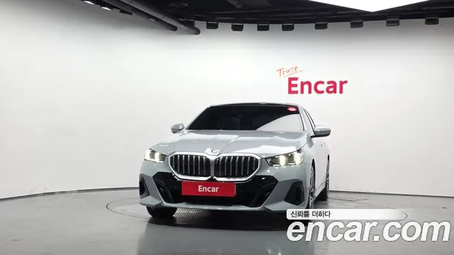 BMW 5 серии 2025 thumb 7