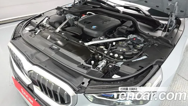 BMW 5 серии 2025 thumb 3