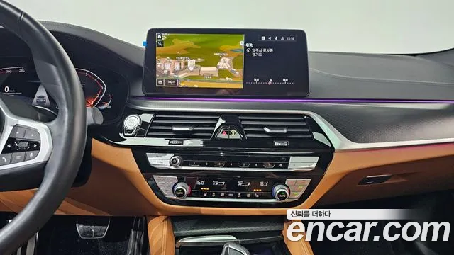BMW 5 серии 2021 thumb 12