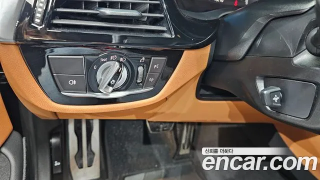 BMW 5 серии 2021 thumb 3